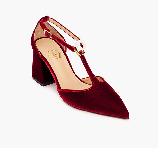 Sustainable red Mary Jane heels by Nalebe
